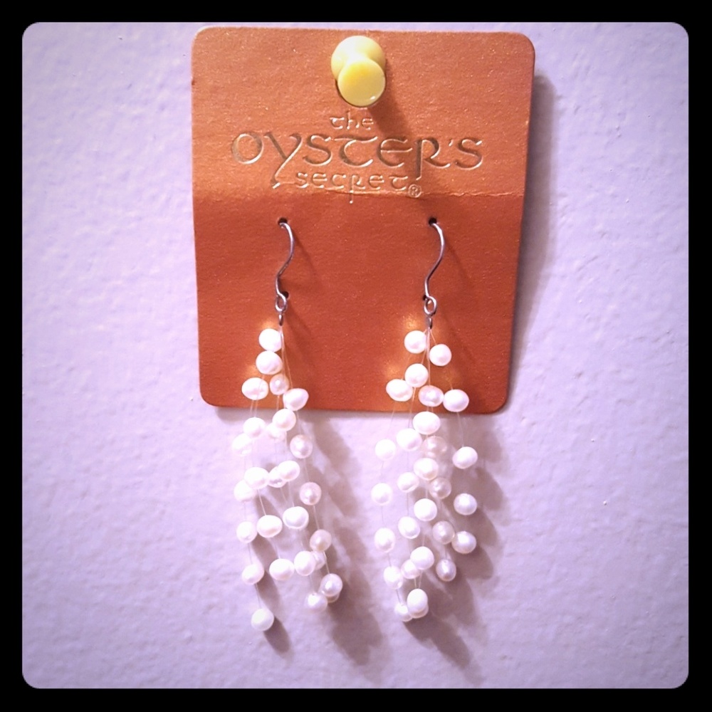 Fresh water pearl earrings